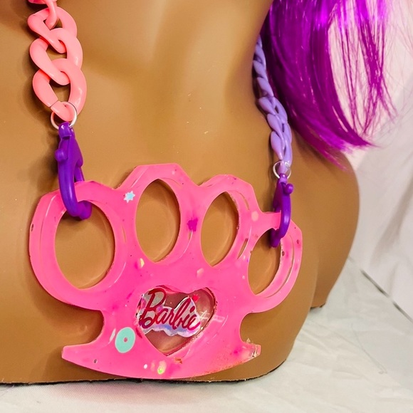 Barbie necklace - Picture 1 of 6